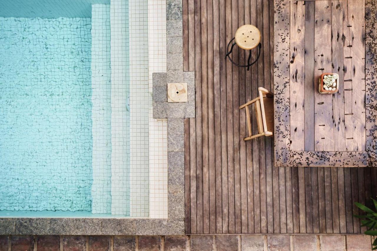 Brown Feather Hotel Seminyak Exterior foto