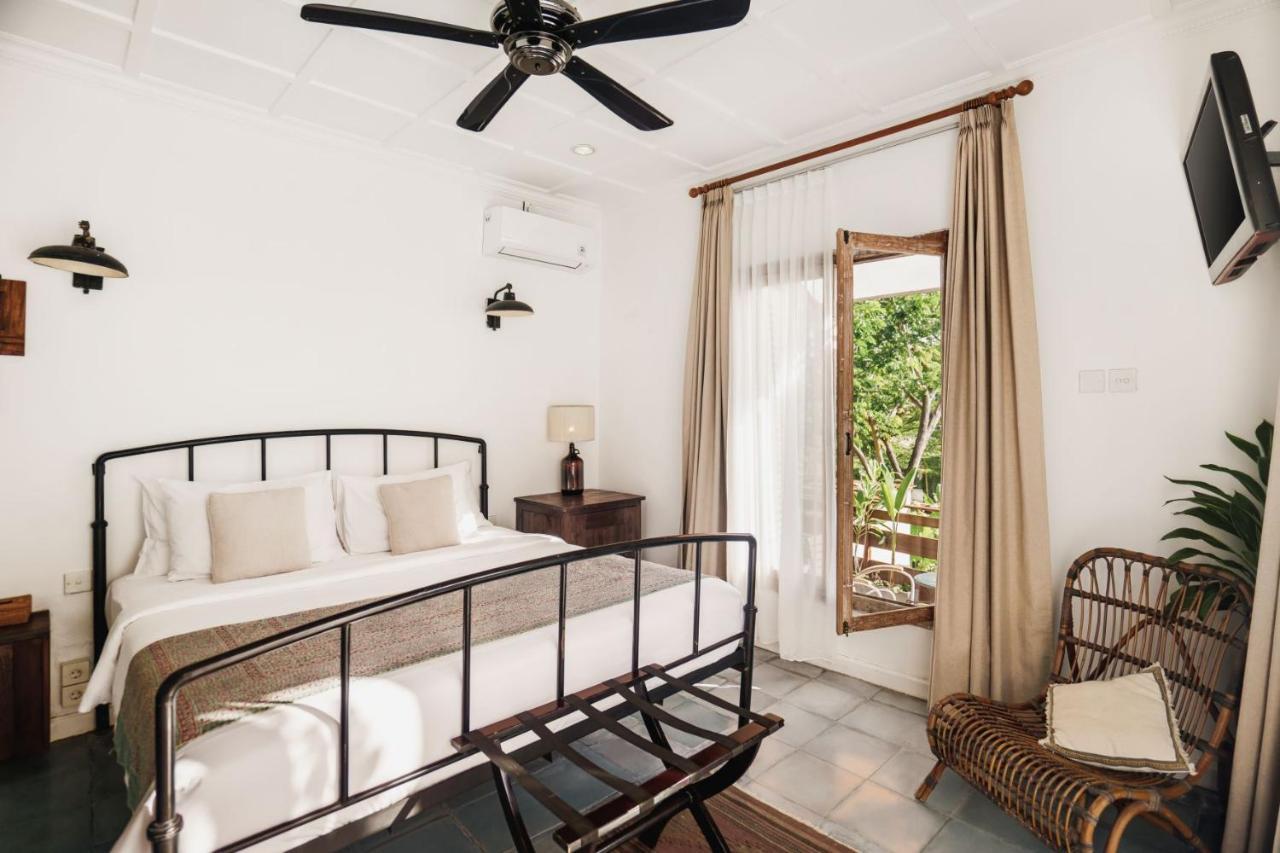 Brown Feather Hotel Seminyak Exterior foto