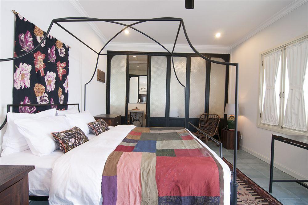 Brown Feather Hotel Seminyak Exterior foto